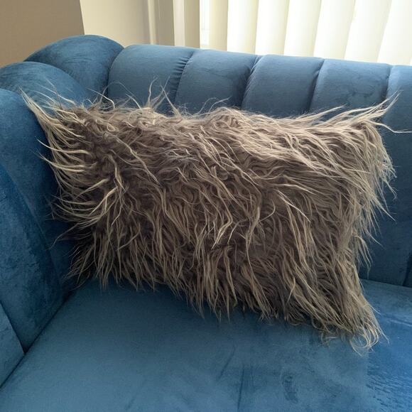 Gray Fuzzy Pillow Cases 12" x 20" (4 Pillowcases) - Picture 1 of 3